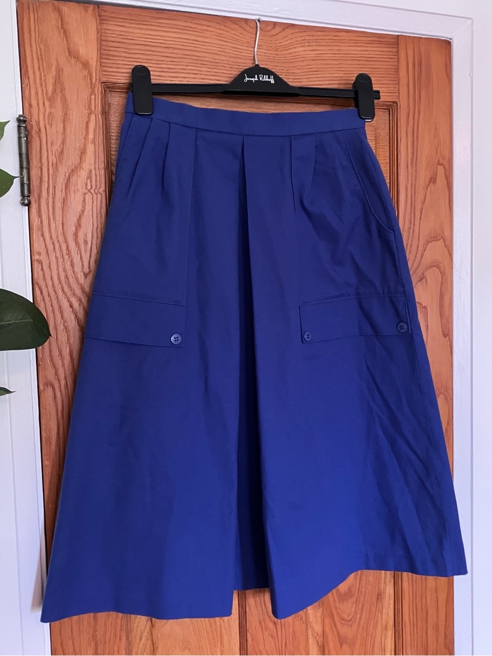 french workwear style midi skirt